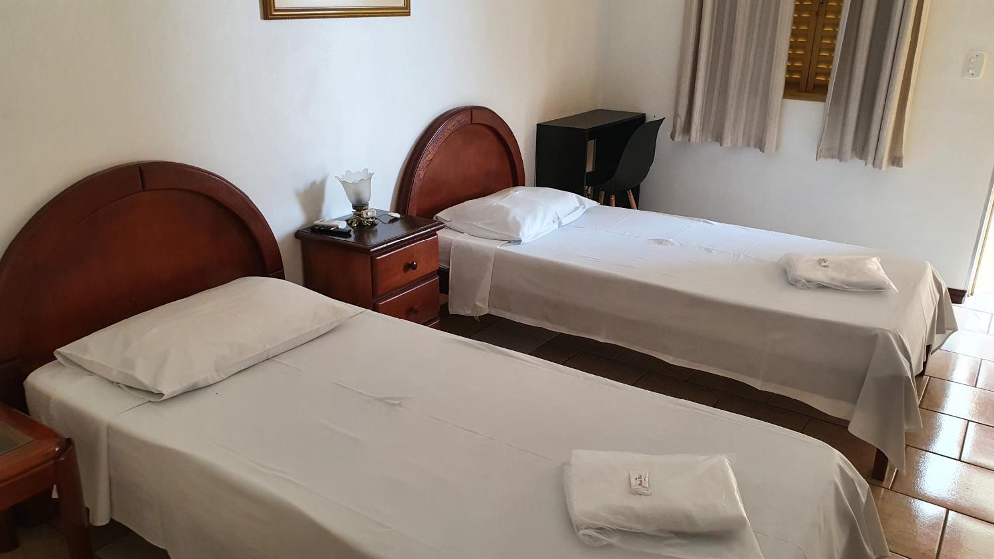 Hotel Sta Monica Marília Værelse billede